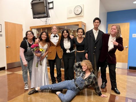 SCHSs student actors performed The Play that Goes Wrong on Nov. 11 and 12 and Nov. 18 and 19.